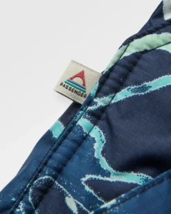 Waves Sherpa Lined Changing Robe