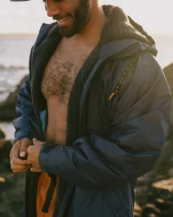 Waves Sherpa Lined Changing Robe