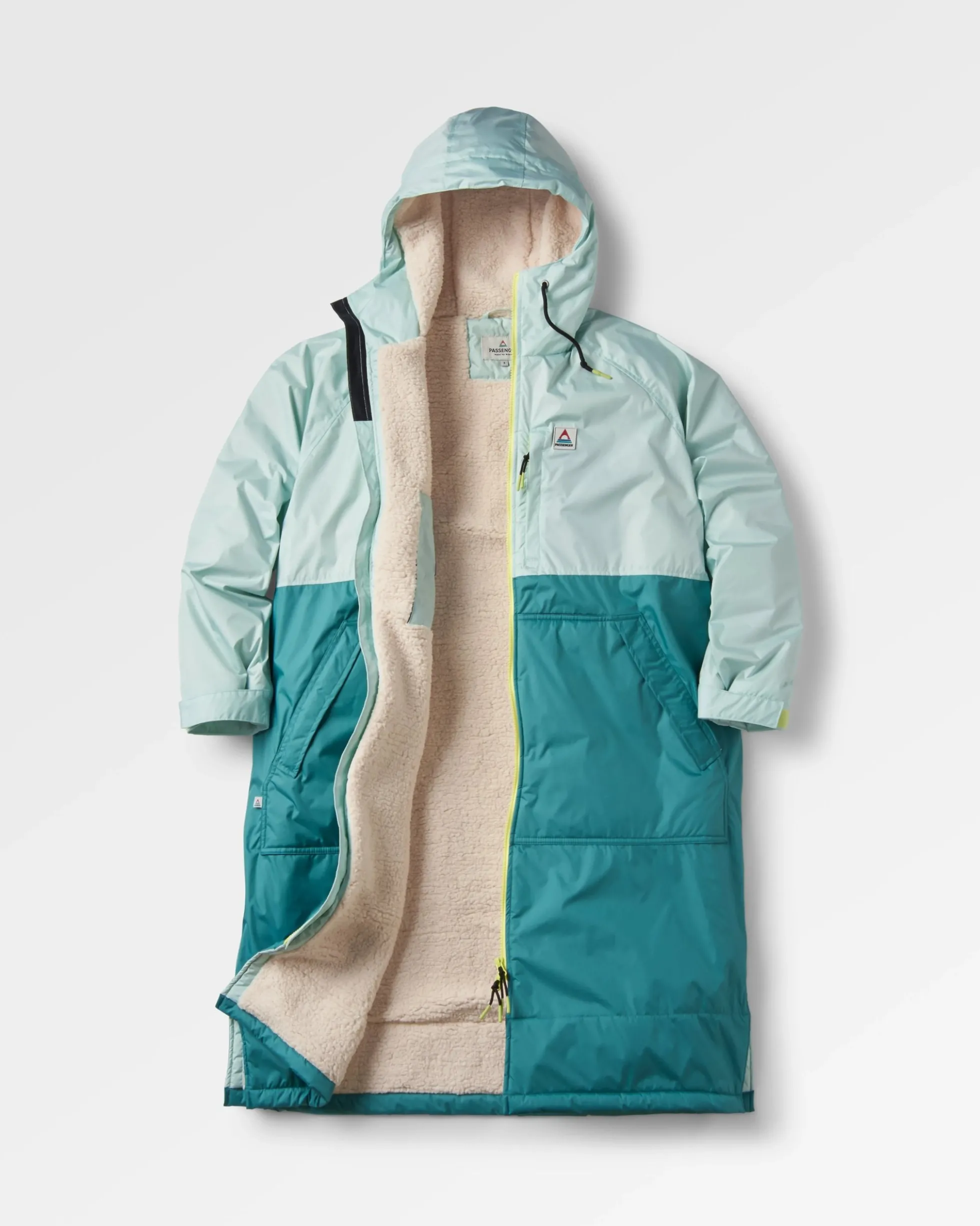 Waves Sherpa Lined Changing Robe