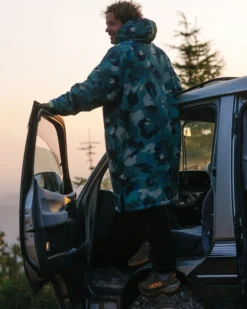 Waves Sherpa Lined Changing Robe