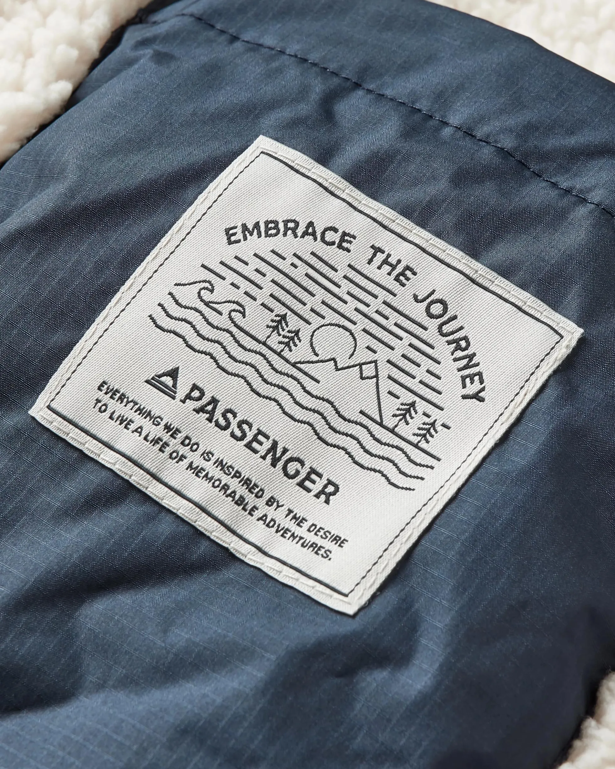 Waves Sherpa Lined Changing Robe