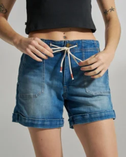 Women's Carriso Short