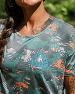 Women's Chakra Tie Back Active T-Shirt