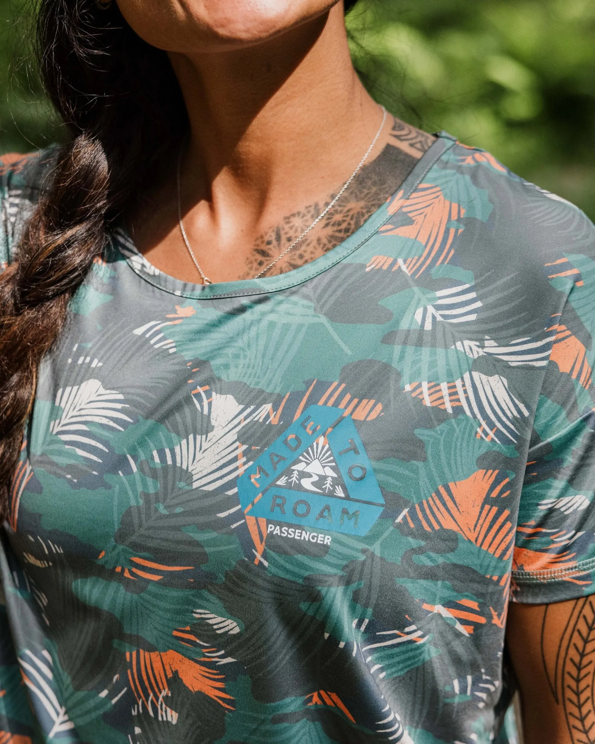Women's Chakra Tie Back Active T-Shirt