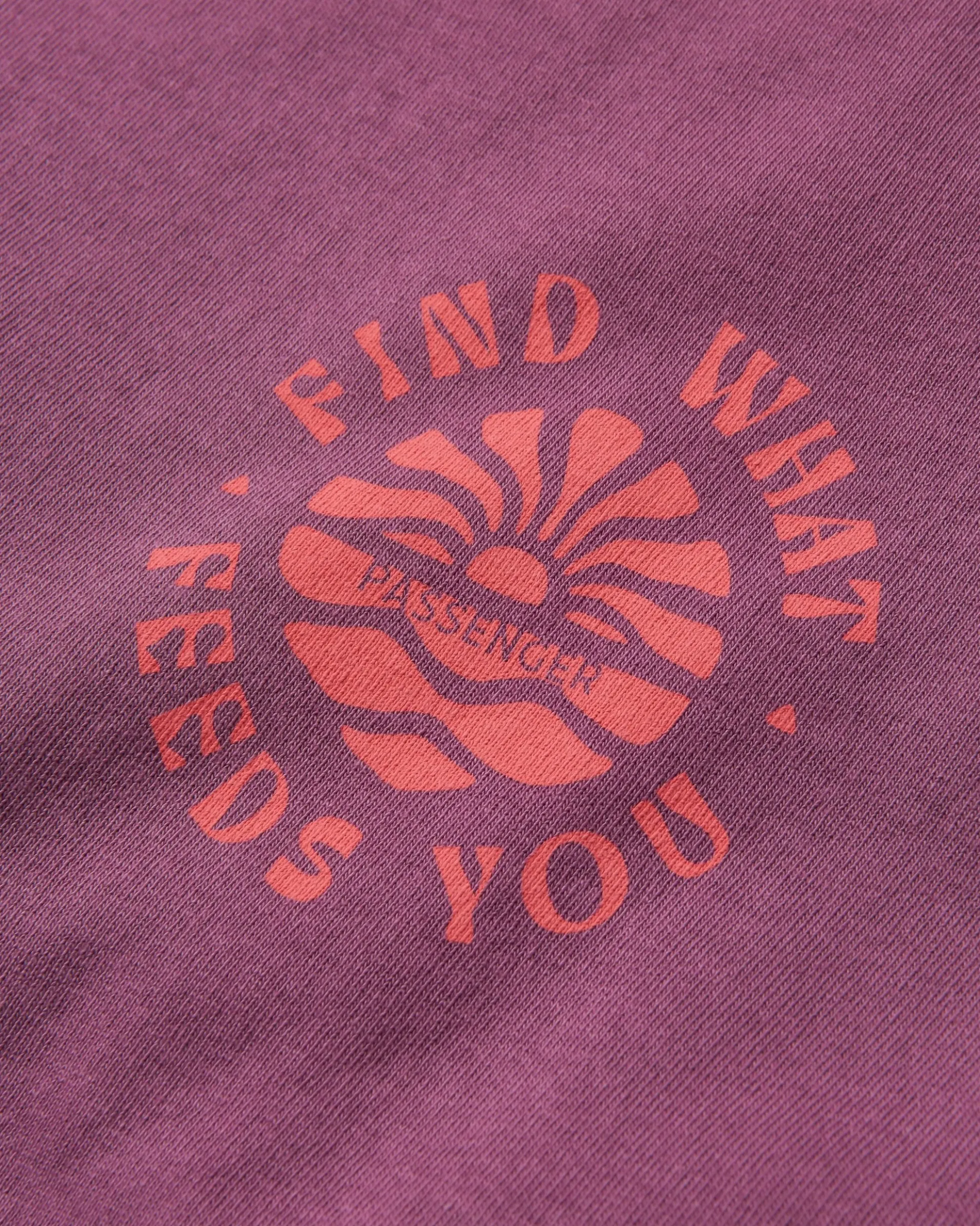 Women's Discovery Rolled Sleeve T-Shirt