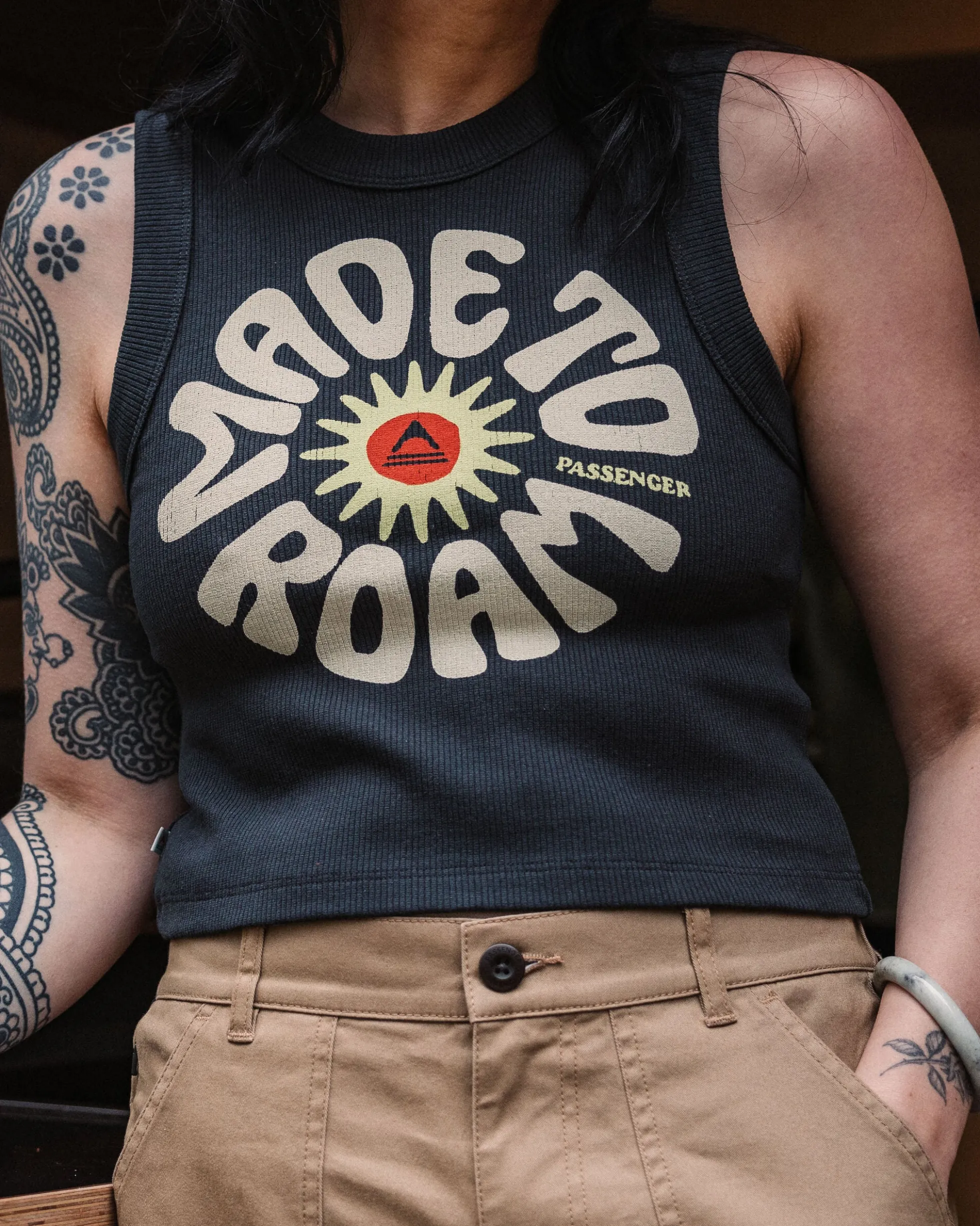 Women's Easy Days Ribbed Graphic Cropped Vest