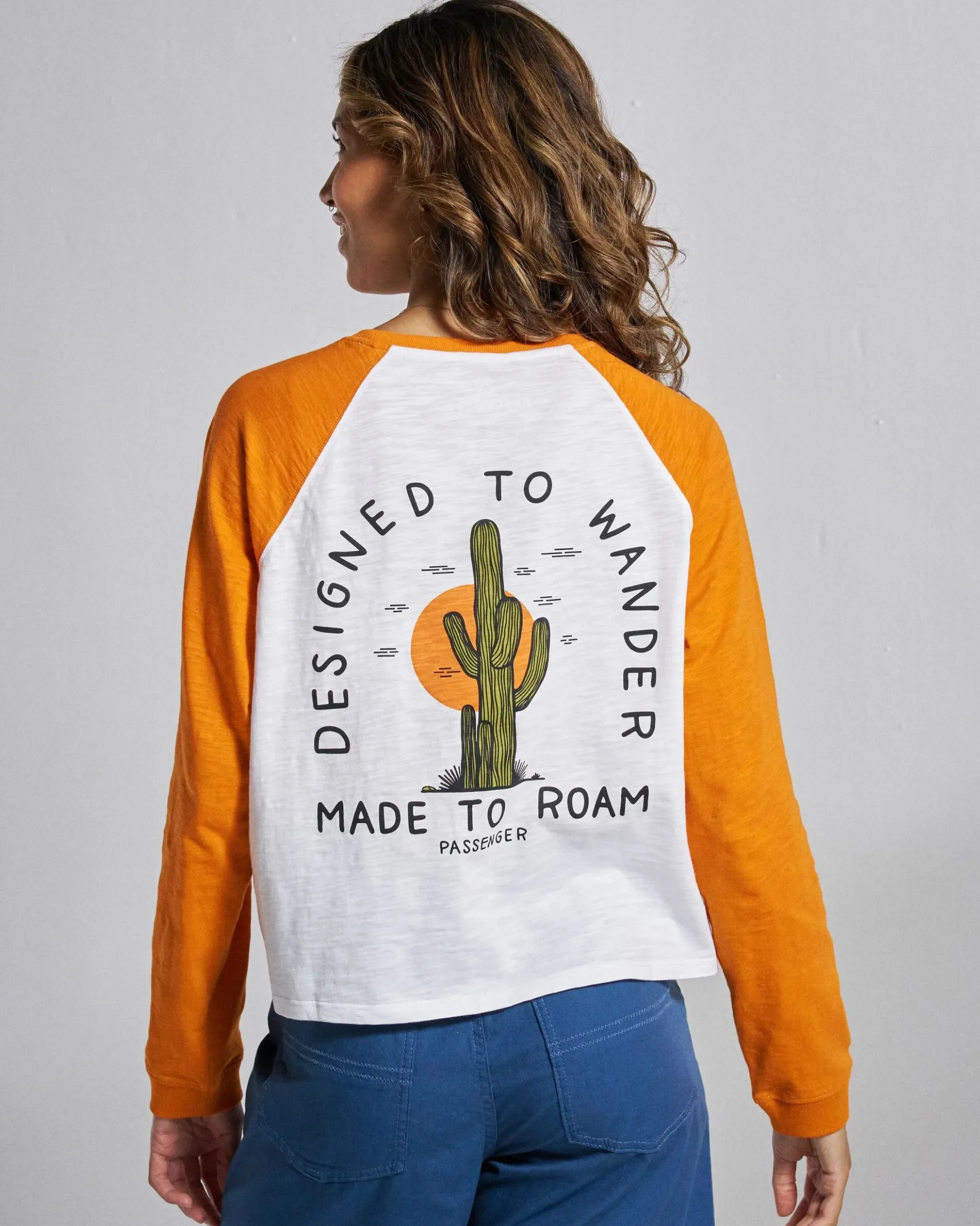 Women's Explore LS Raglan T-Shirt
