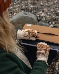 Women's Flurry Fleece Lined Fingerless Mittens