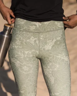 Women's Fresh Air Leggings