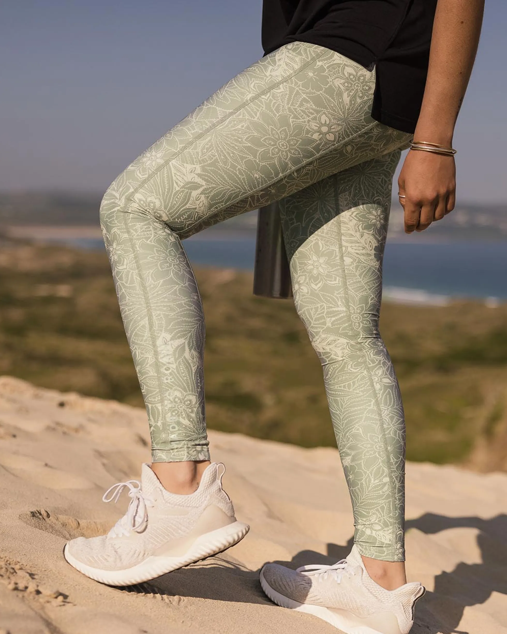 Women's Fresh Air Leggings