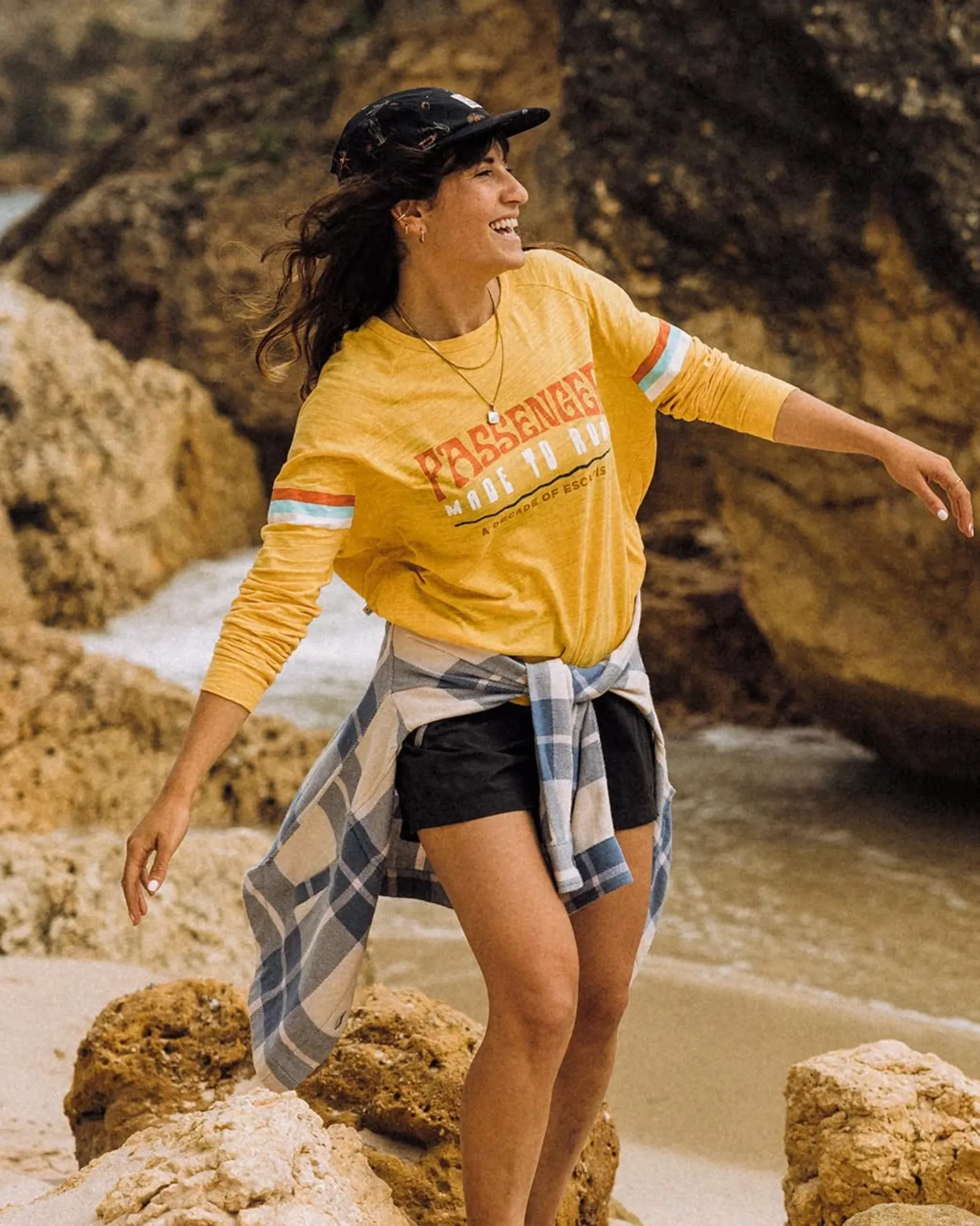 Women's La Sarena Oversized LS T-Shirt