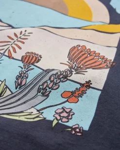 Women's Live Wild T-Shirt