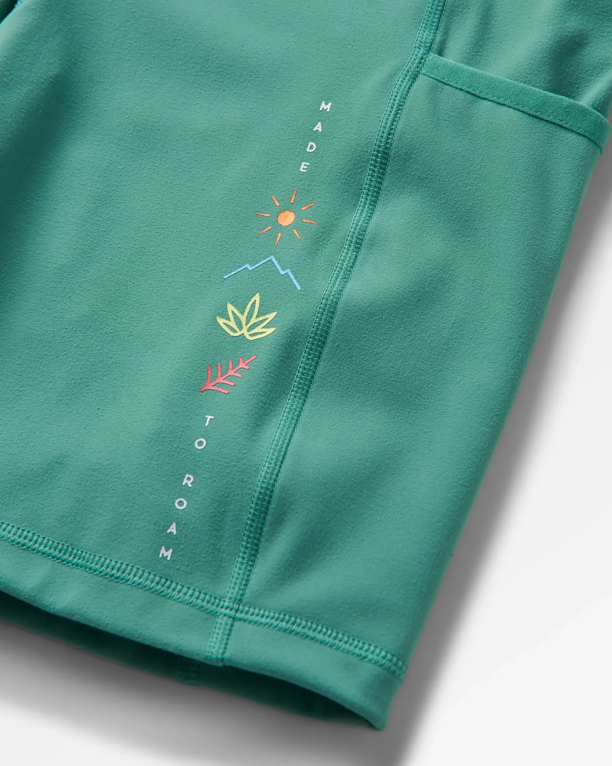 Women's Mantra Active Short