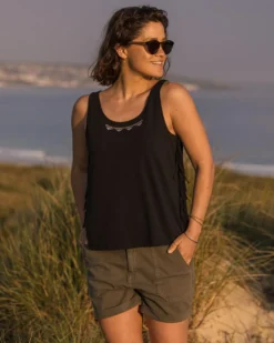 Women's Poppy Tassel Vest