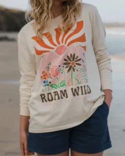 Women's Roam Wild Oversized LS T-Shirt