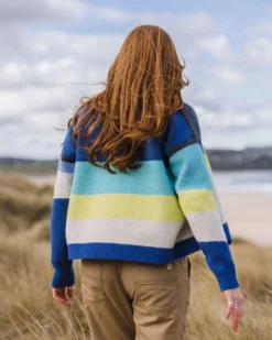 Women's Scenic Knitted Cardigan