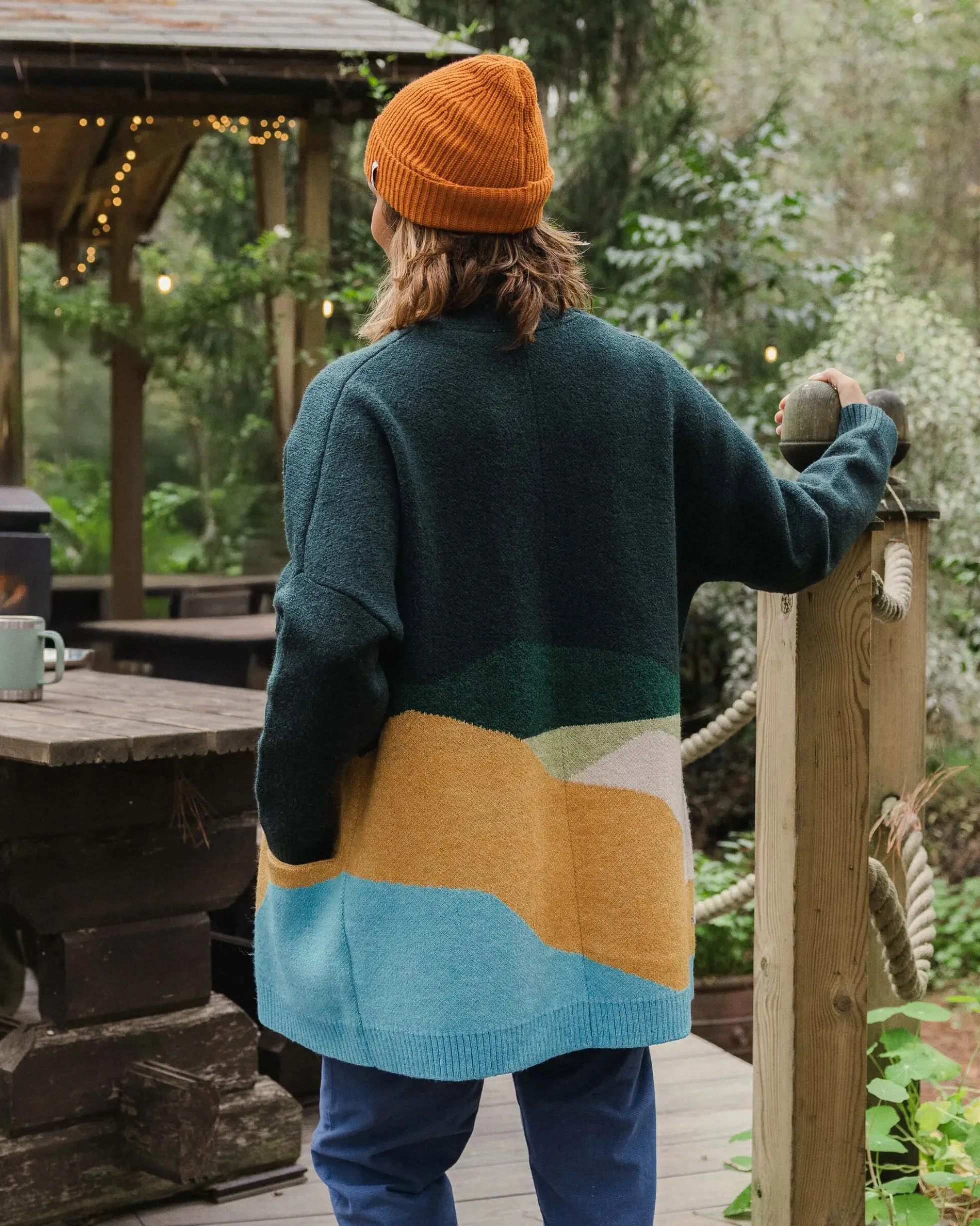 Women's Scenic Long Knitted Cardigan