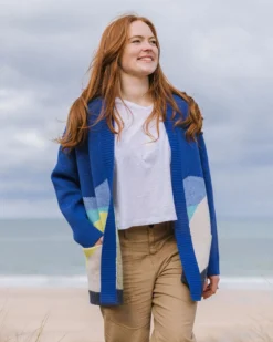 Women's Scenic Long Knitted Cardigan