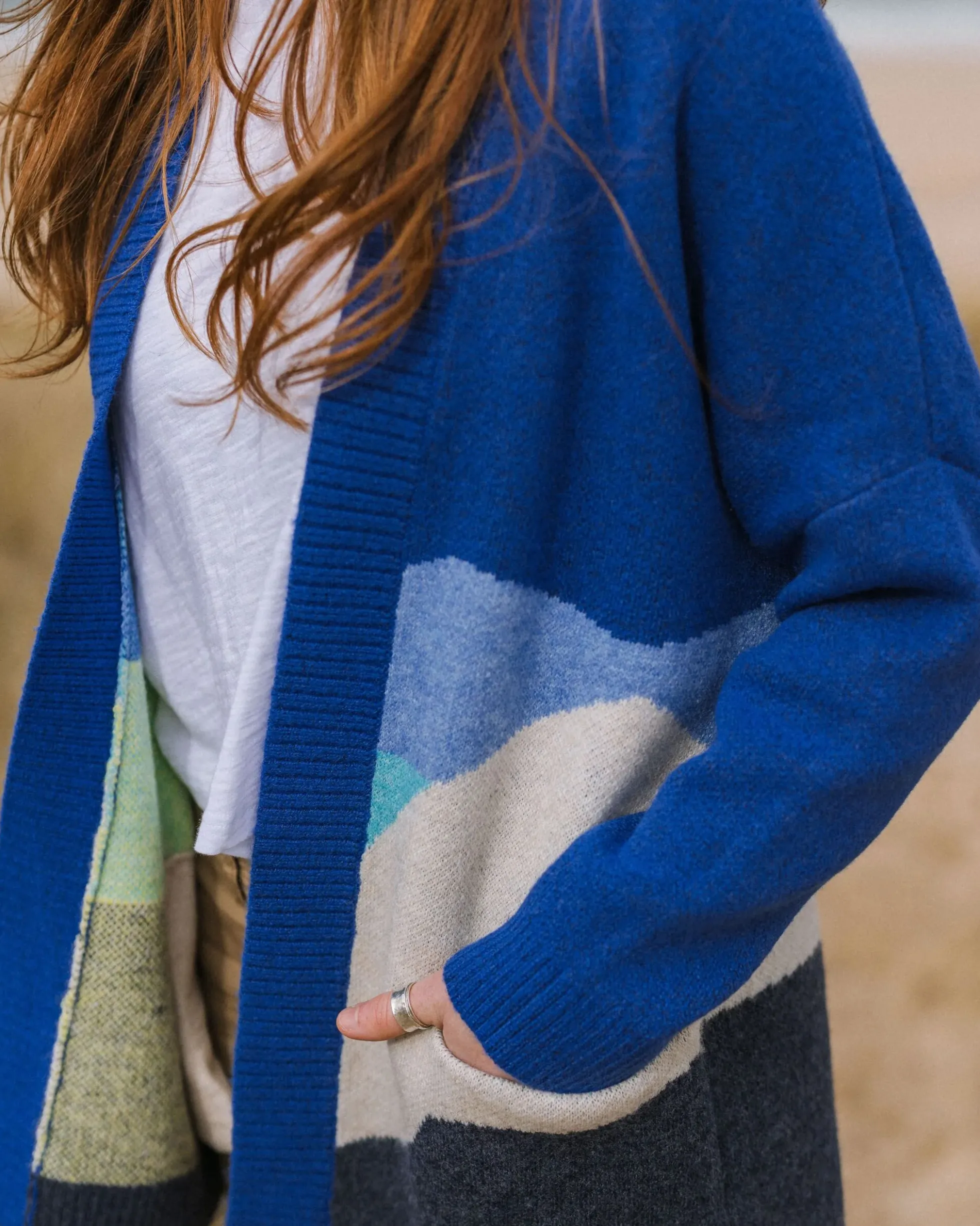 Women's Scenic Long Knitted Cardigan