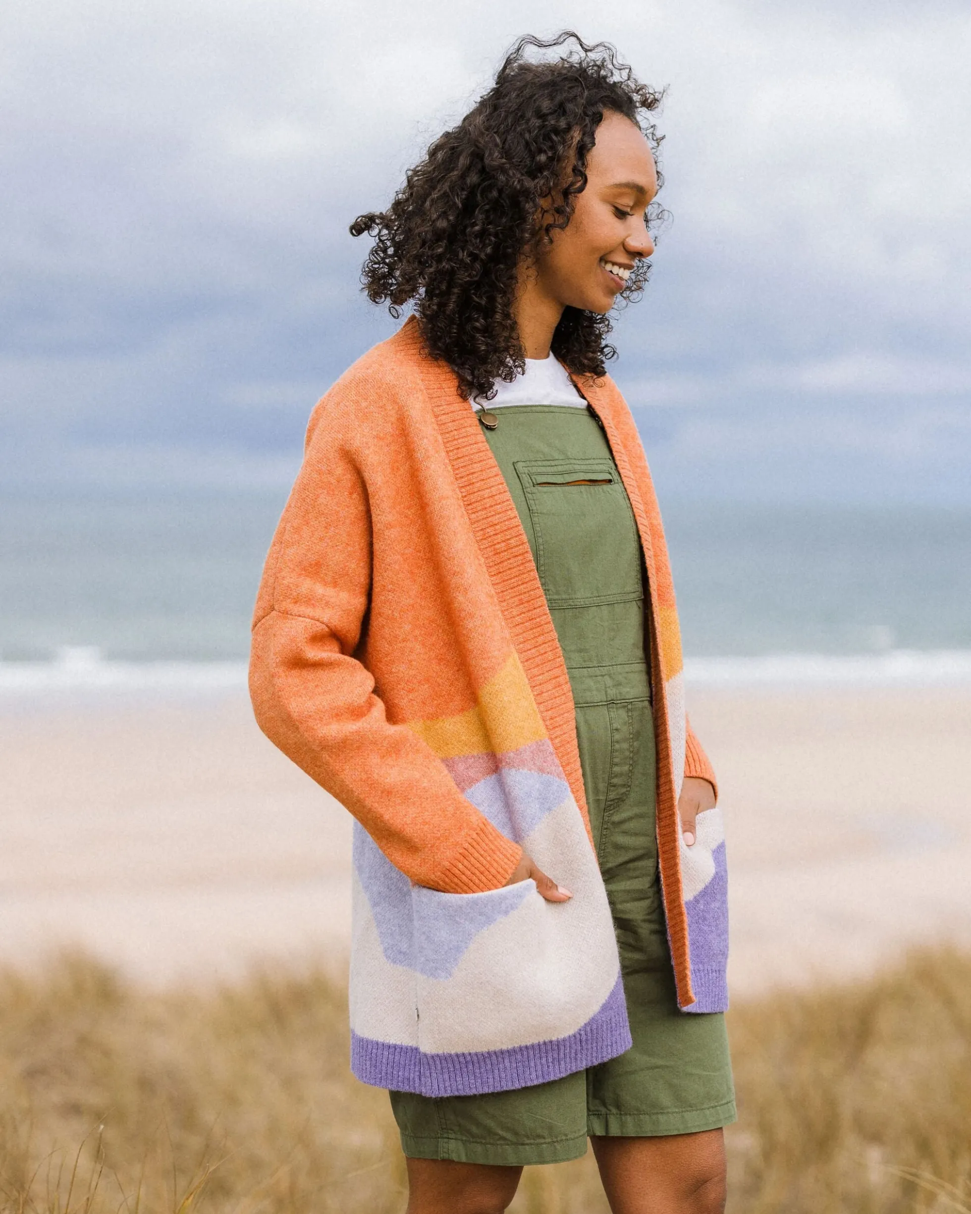 Women's Scenic Long Knitted Cardigan
