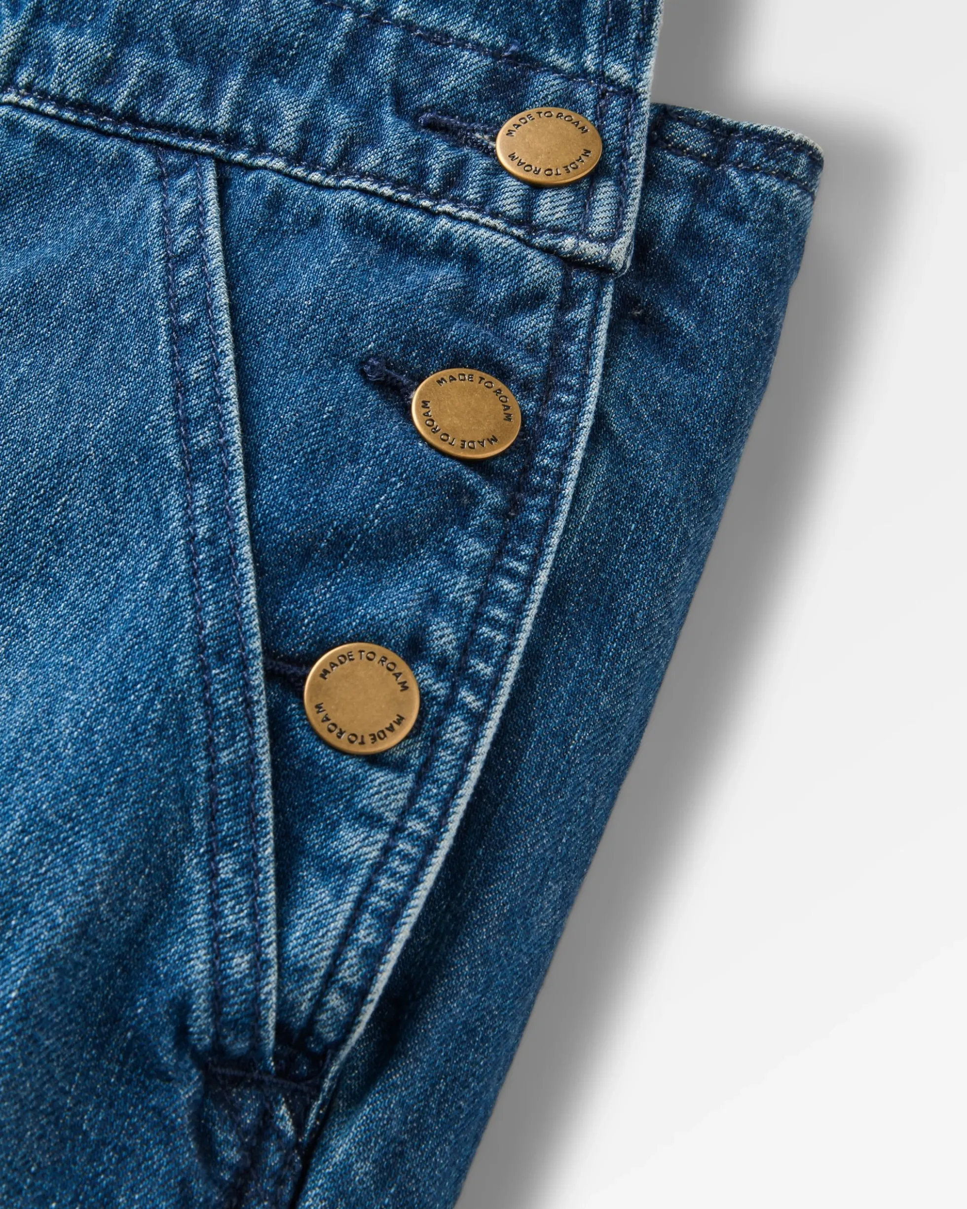 Women's Shuffle Denim Dungarees