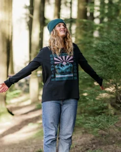 Women's Solitude Oversized LS T-Shirt
