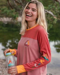 Women's Sorrento Active LS T-Shirt