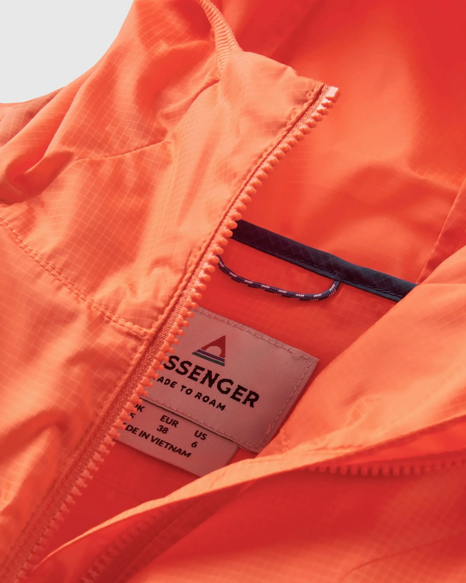Women's Viento Windshell Anorak