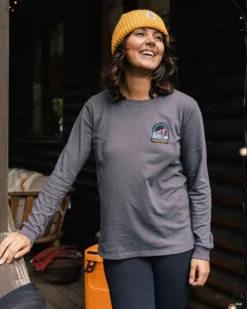 Women's Waves & Trees LS T-Shirt