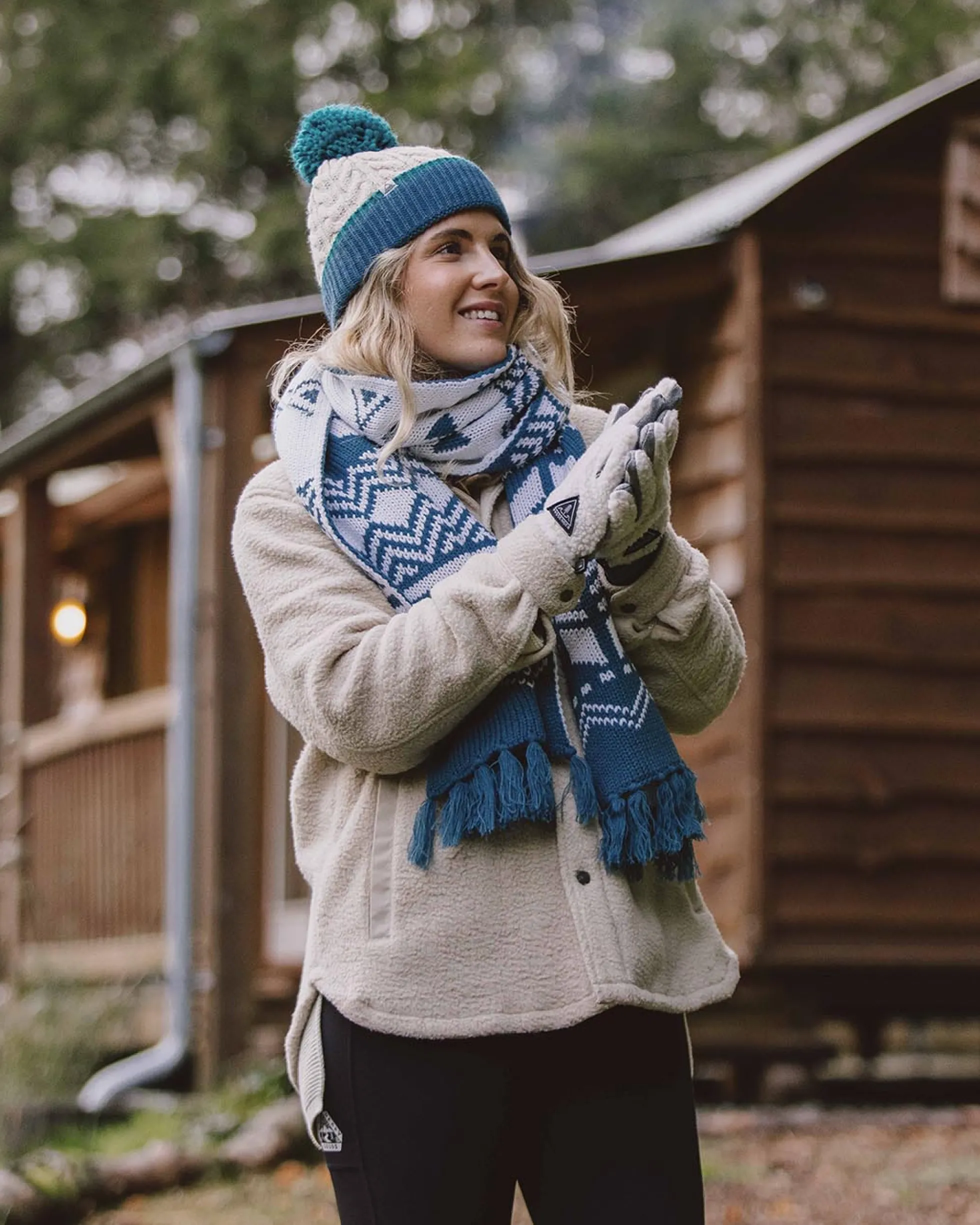 Women's West Coast Acrylic Scarf