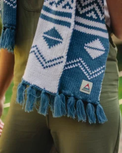 Women's West Coast Acrylic Scarf
