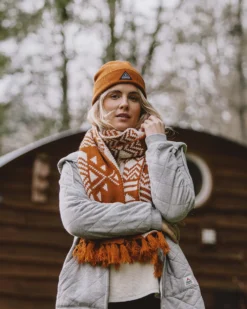 Women's West Coast Acrylic Scarf