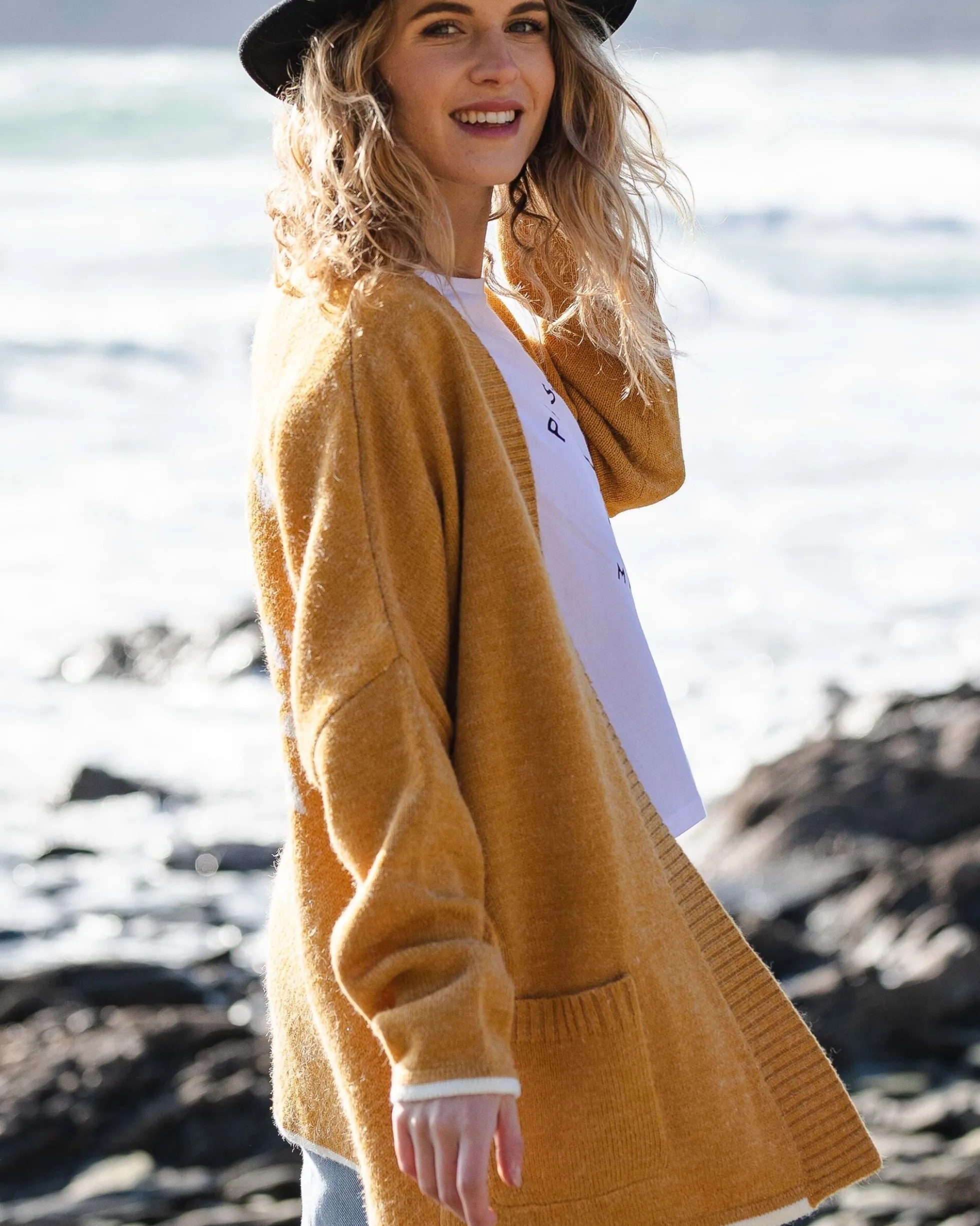 Women's West Coast Knitted Cardigan